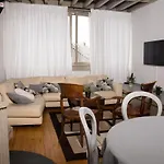 Duplex Dernier Etage Avec Terasse A Deux Pas De La Grand Place