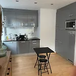 Apt 2 Chambres Au Coeur De Uccle