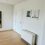 Urbanstay Suites - Grand Place 2 Bd Apartment