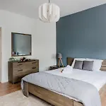Evere Eu Residence