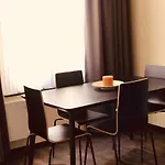 Cosy 1 bedroom apartment in EU DISTRICT