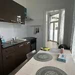 Midi Retreat