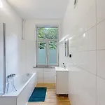 Leopold 6 Brussels