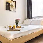 Center Design Residence