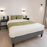 Merode 3