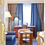 Hotel Le Chatelain 5*
