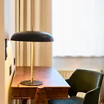 Georges Henri Aparthotel *