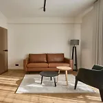 Georges Henri Aparthotel *