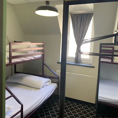 Hotel Safestay Grand Place 3*