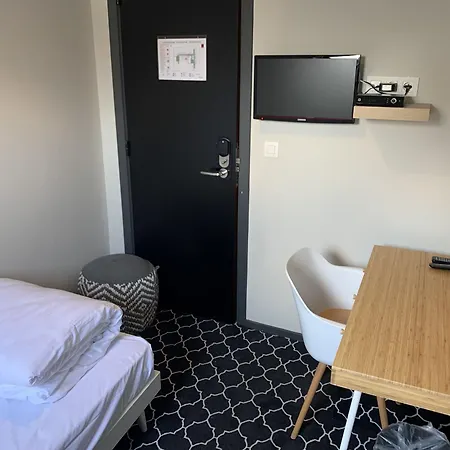 Safestay Grand Place Hotel