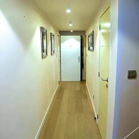Royal Apartment *
