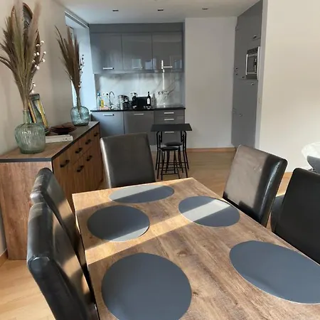 2 Au Coeur De Uccle Apartment *