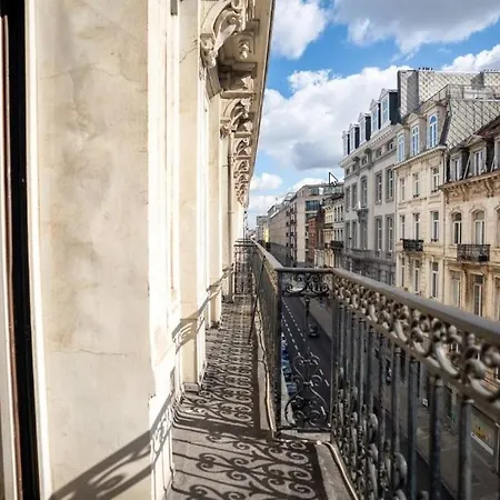 Apartment Beautiful 2-bedroom In The Center Of