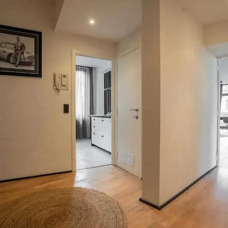 Apartment Beautiful 2-bedroom In The Center Of