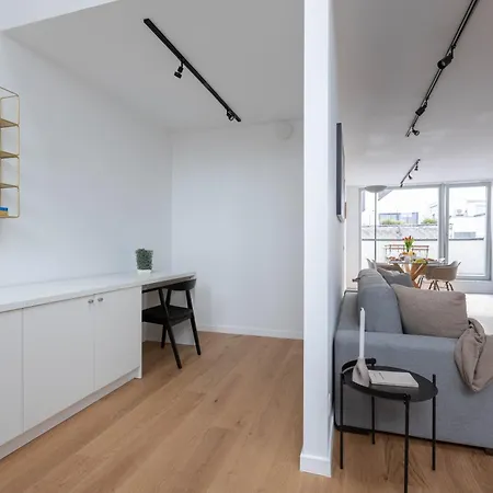 Churchill Apartment