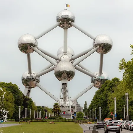 Cozy Atomium Expo * Brussels