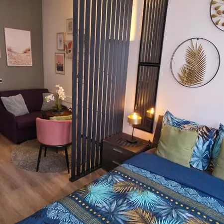 Cosy Louise Apartment