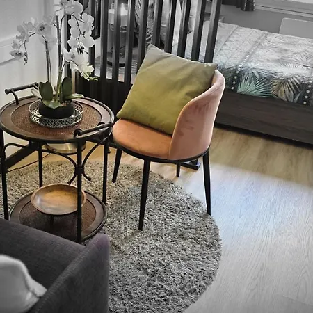 Cosy Louise Apartment *