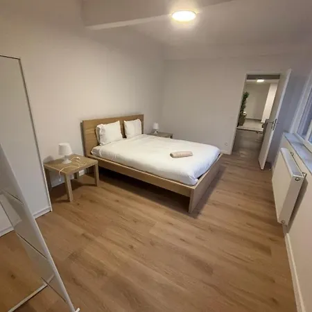 Luxury 3-bedroom With Beautiful Garden Space Brussels