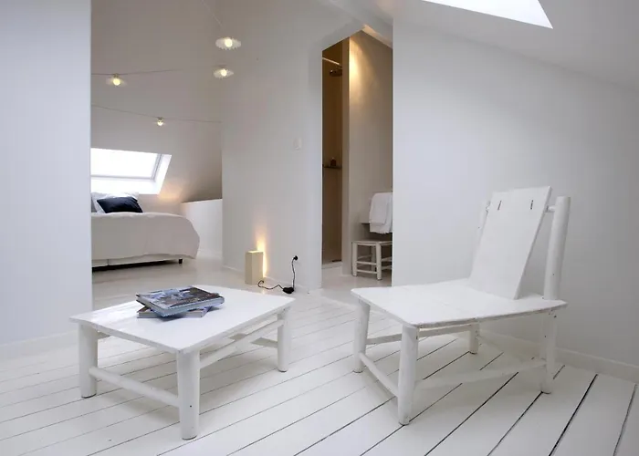 La Maison Haute Guesthouse