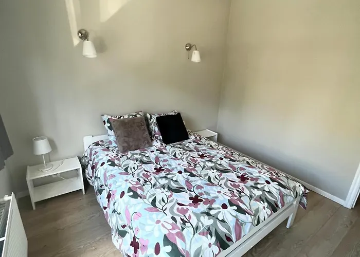 Beautiful One Bedroom Flat Flagey