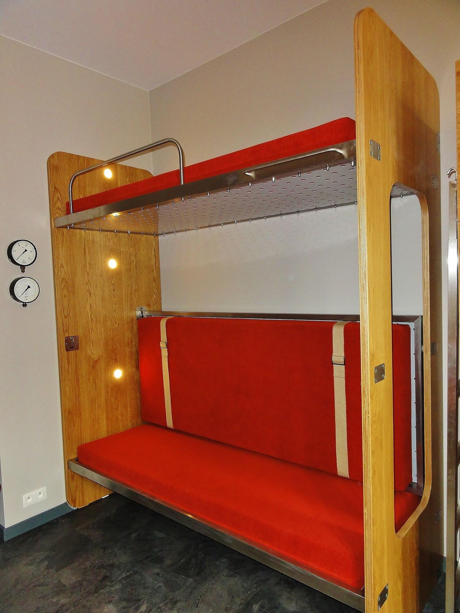 Train Hostel *