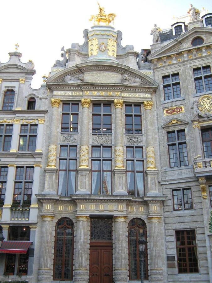 Cinquantenaire Apartment