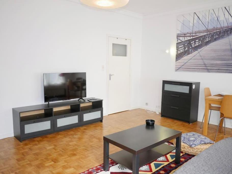 Apartment Ixelles: Superbe Appartement, Idealement Situe *