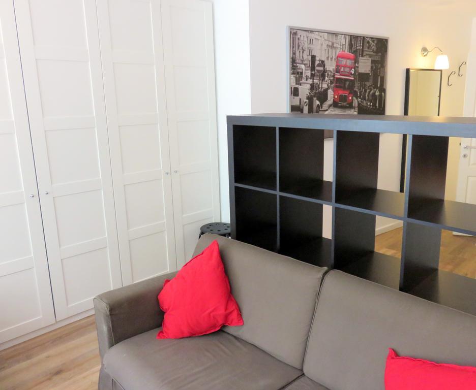 Louise Studio Apartment *