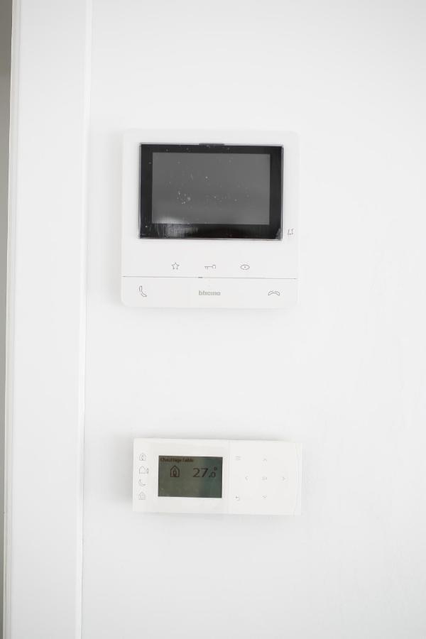 Non Smoking Penthouse Ll Erasme Brussels