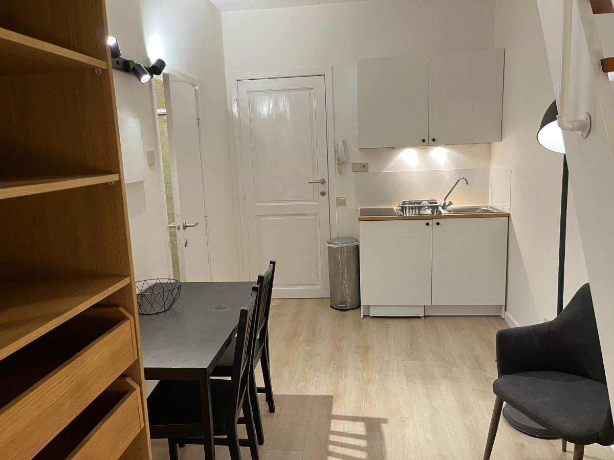 Apartment Center Flat