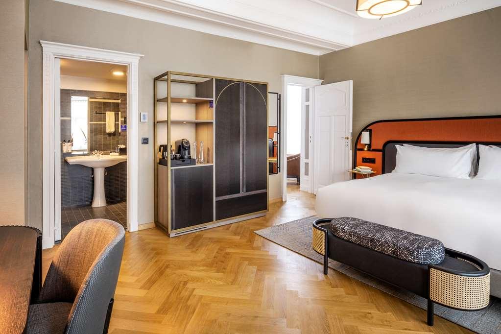 Doubletree By Hilton Brussels