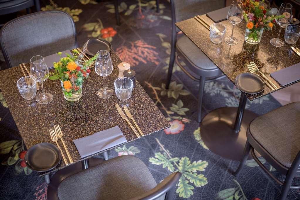 Khách sạn Doubletree By Hilton Brussels
