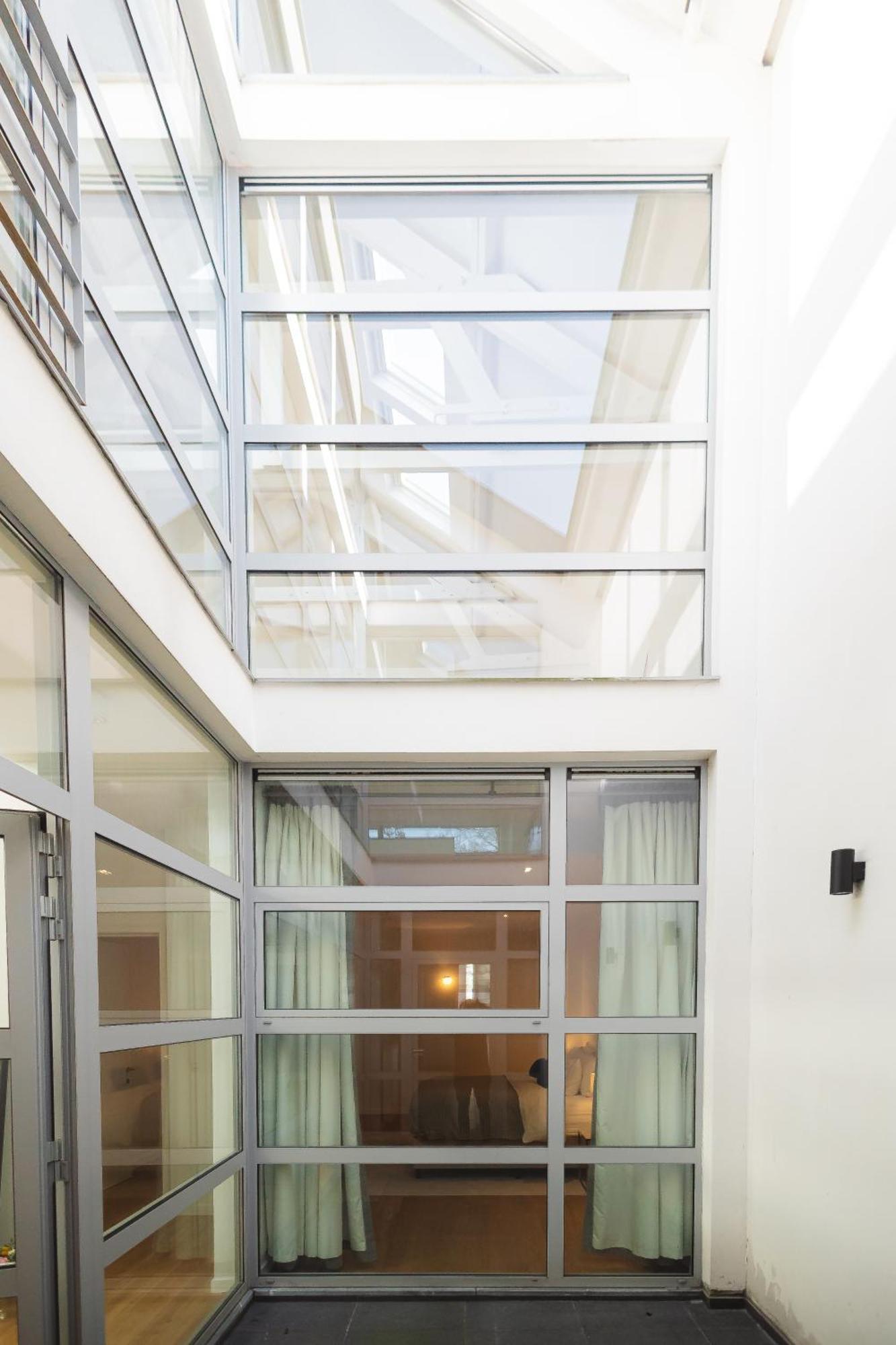 600m² Luxe & Jardin, Coeur Apartment