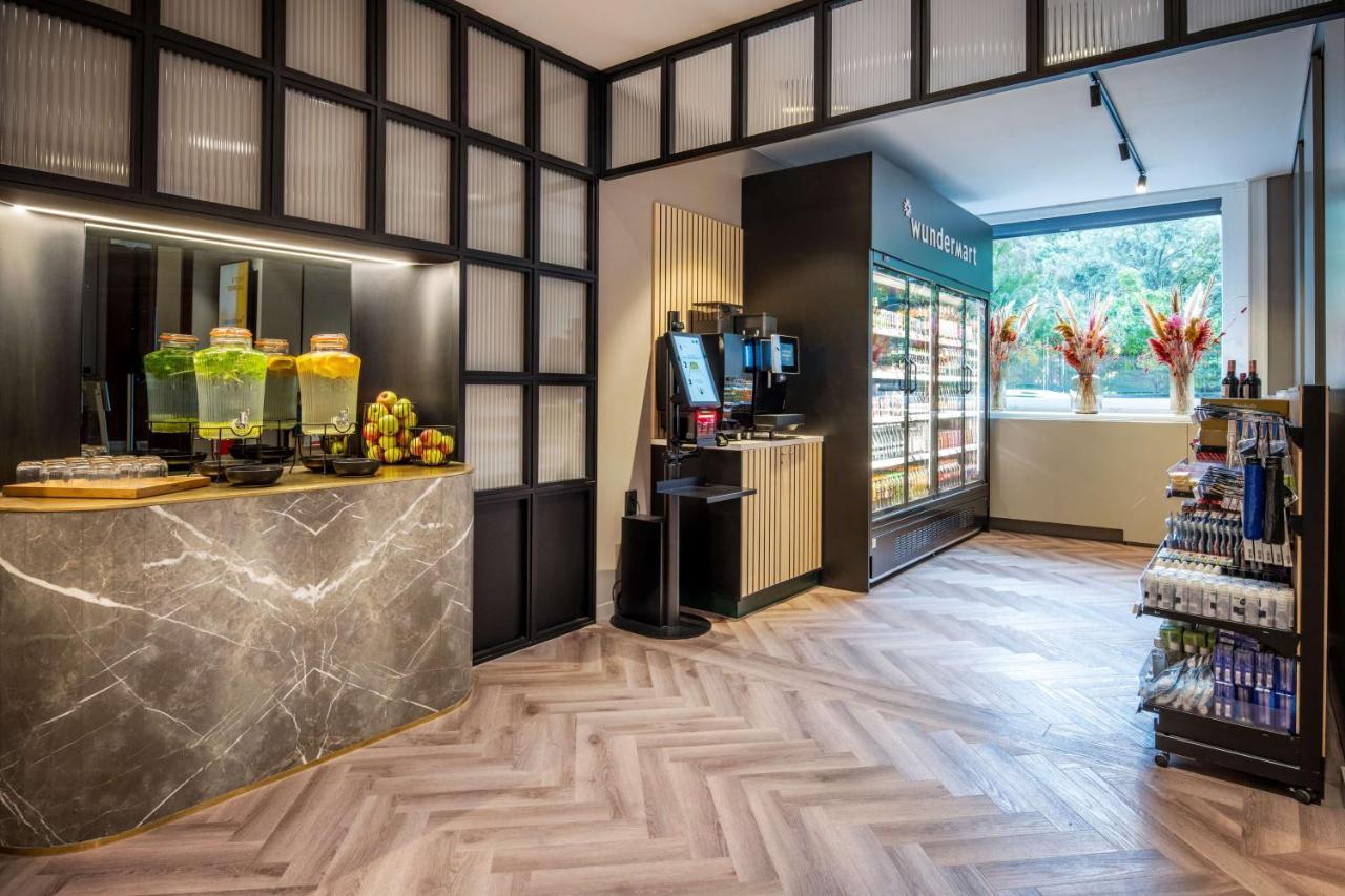 Khách sạn Doubletree By Hilton Brussels 4*