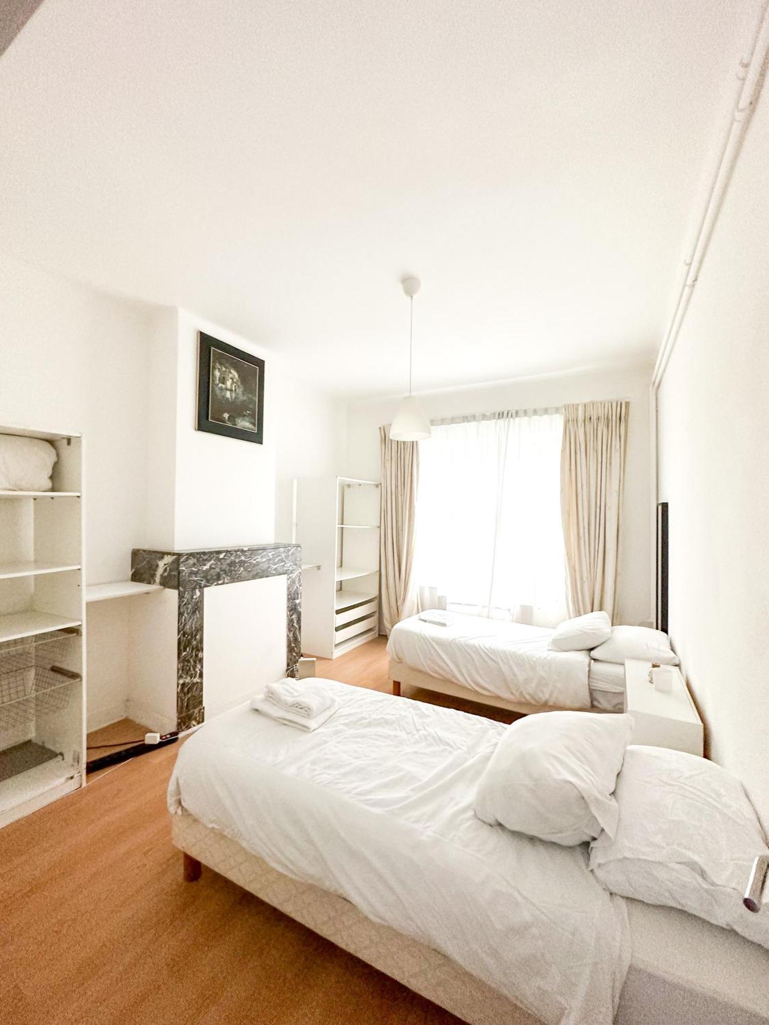Apartment Mari House *