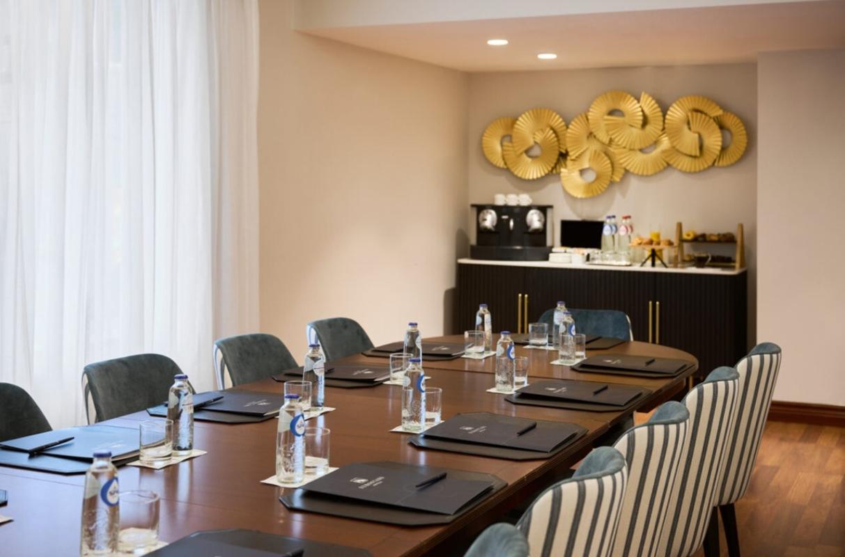 Eurostars Montgomery Khách sạn 5*