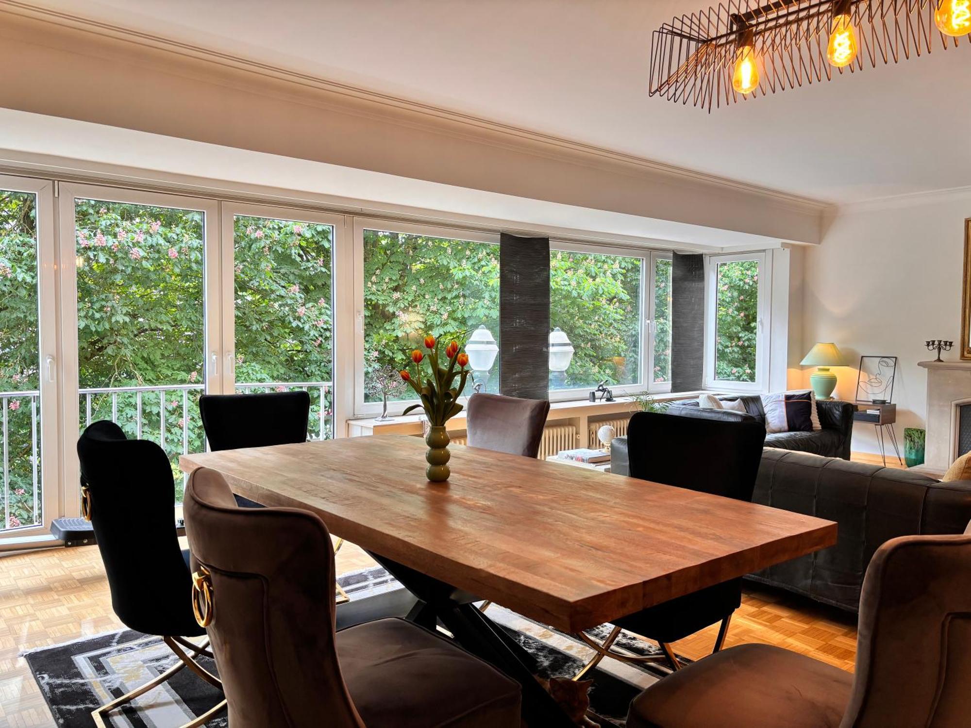 Louise Garden Homestay Brussels