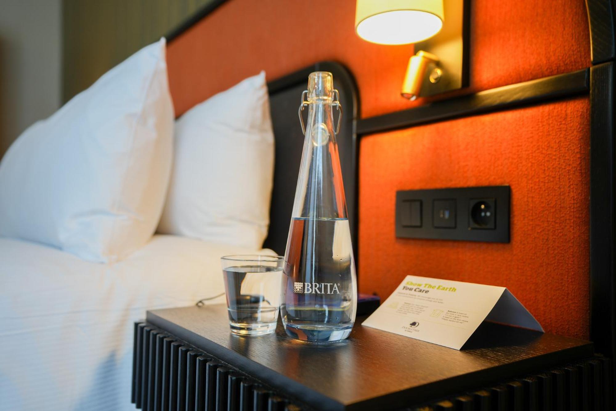 Khách sạn Doubletree By Hilton Brussels 4*