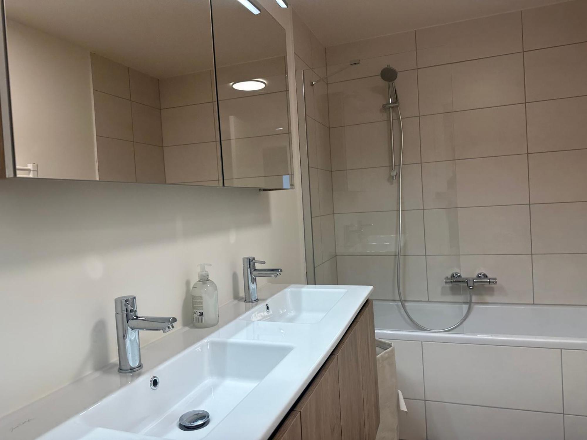 Beautiful With Panoramic View Of Center With Roof Terrace Apartment *