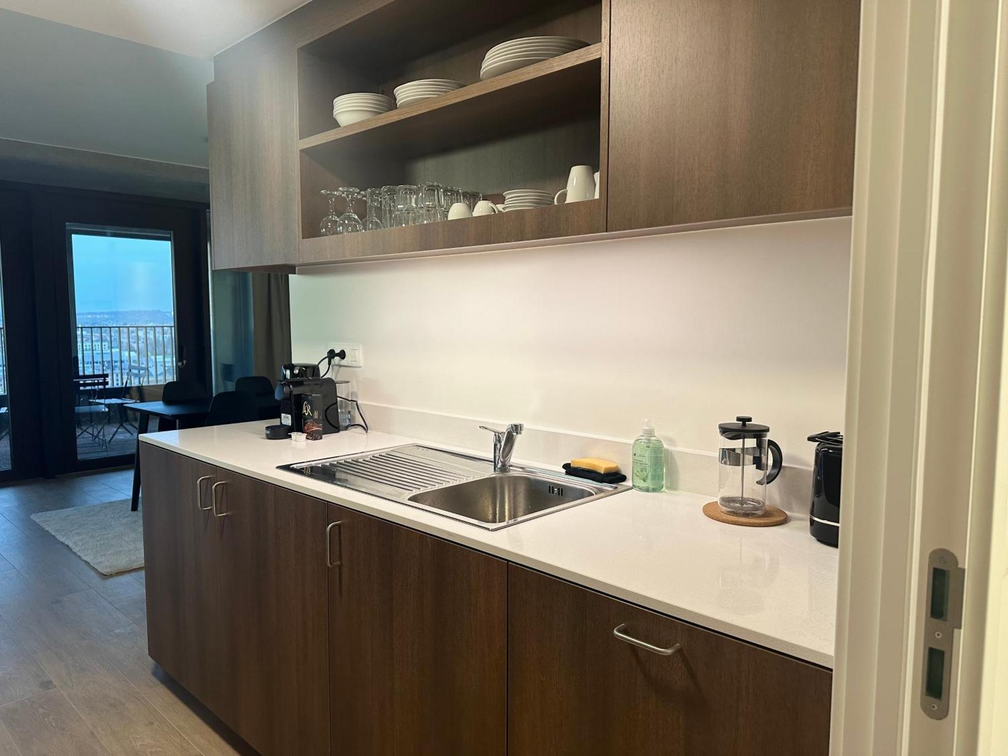 Beautiful With Panoramic View Of Center With Roof Terrace *