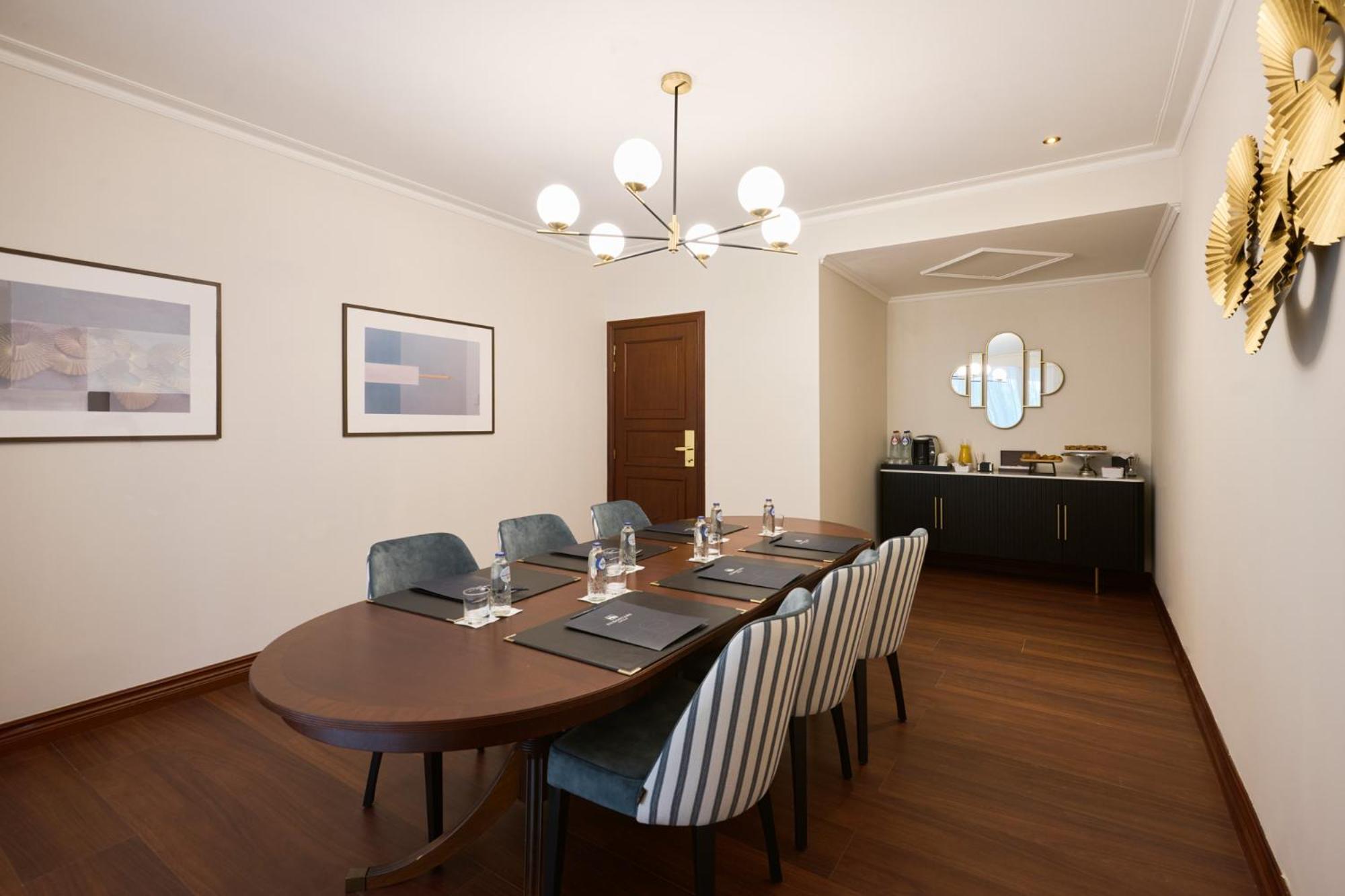 Khách sạn Eurostars Montgomery 5*