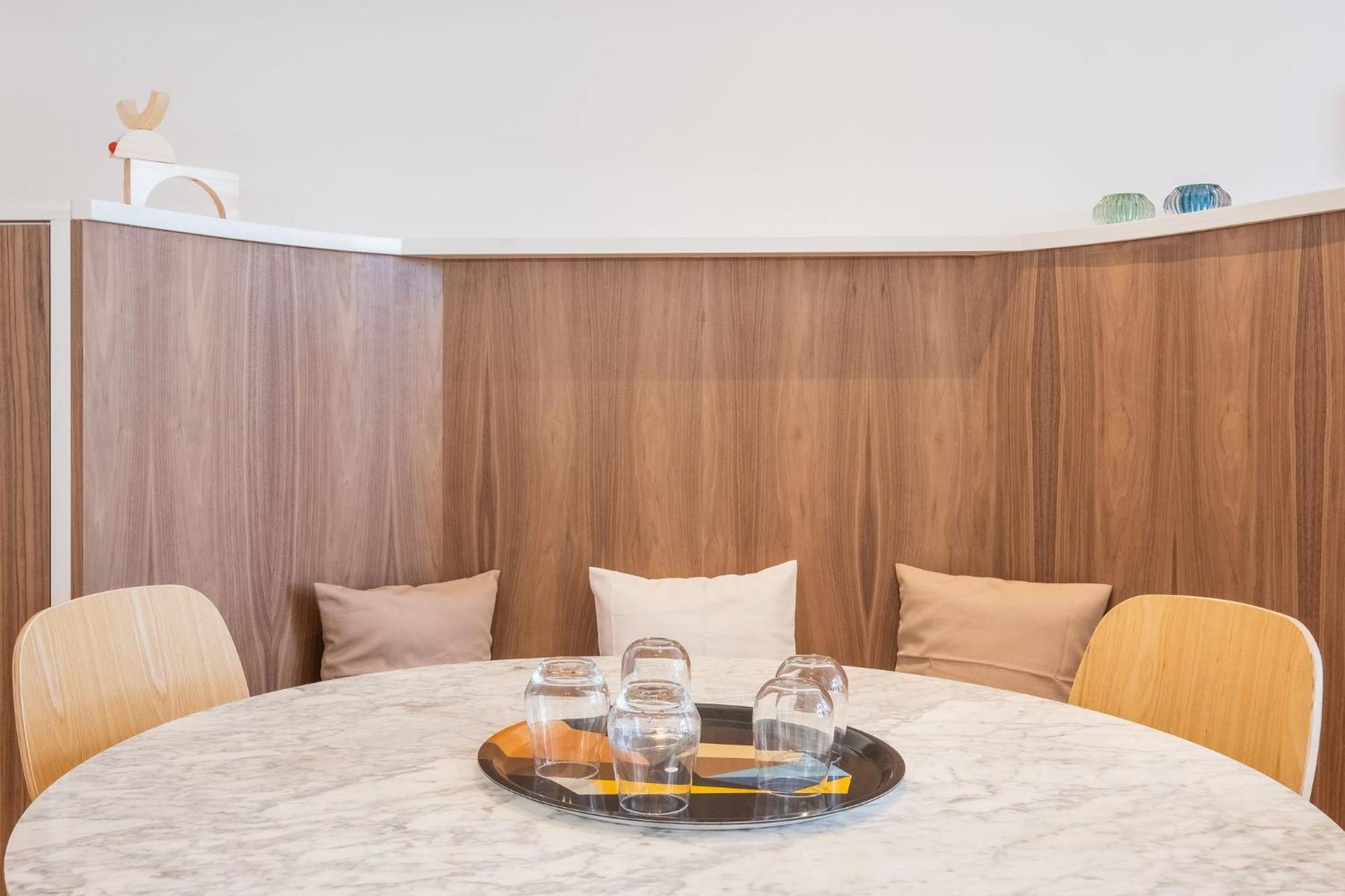 Floor New Duplex Stunning View In Trendy St Gilles *