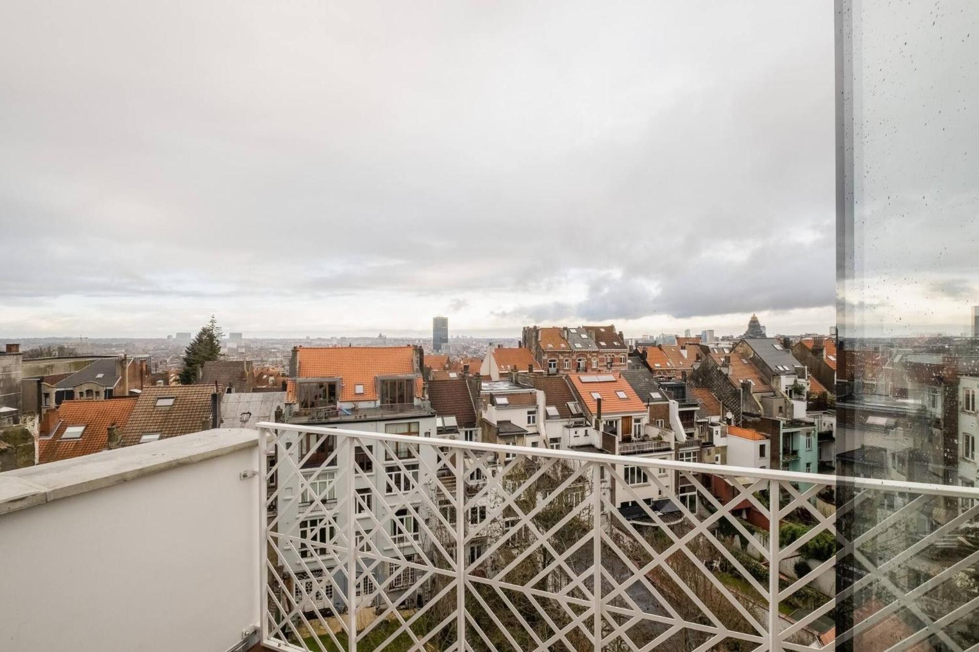 Floor New Duplex Stunning View In Trendy St Gilles *