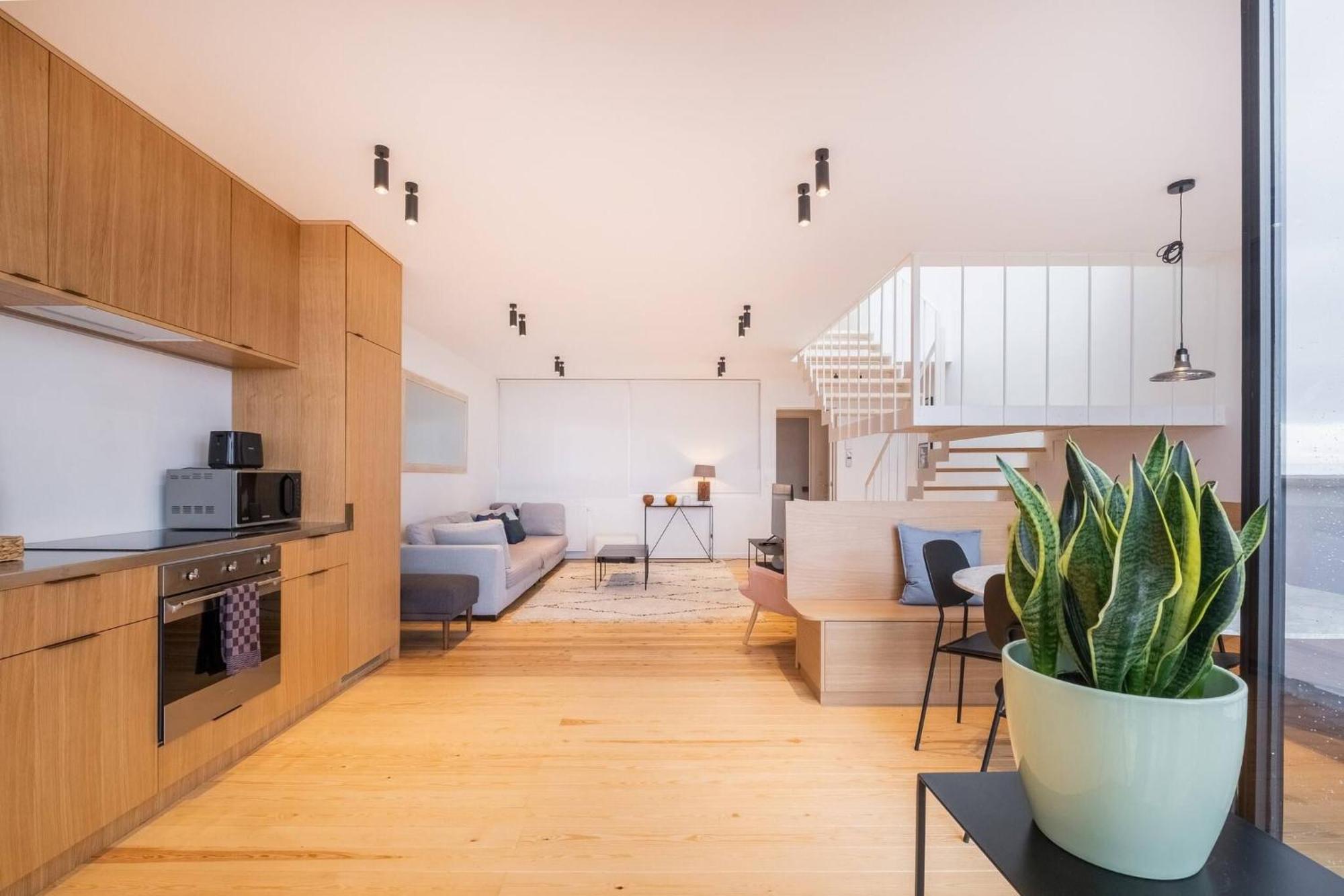 Floor New Duplex Stunning View In Trendy St Gilles *