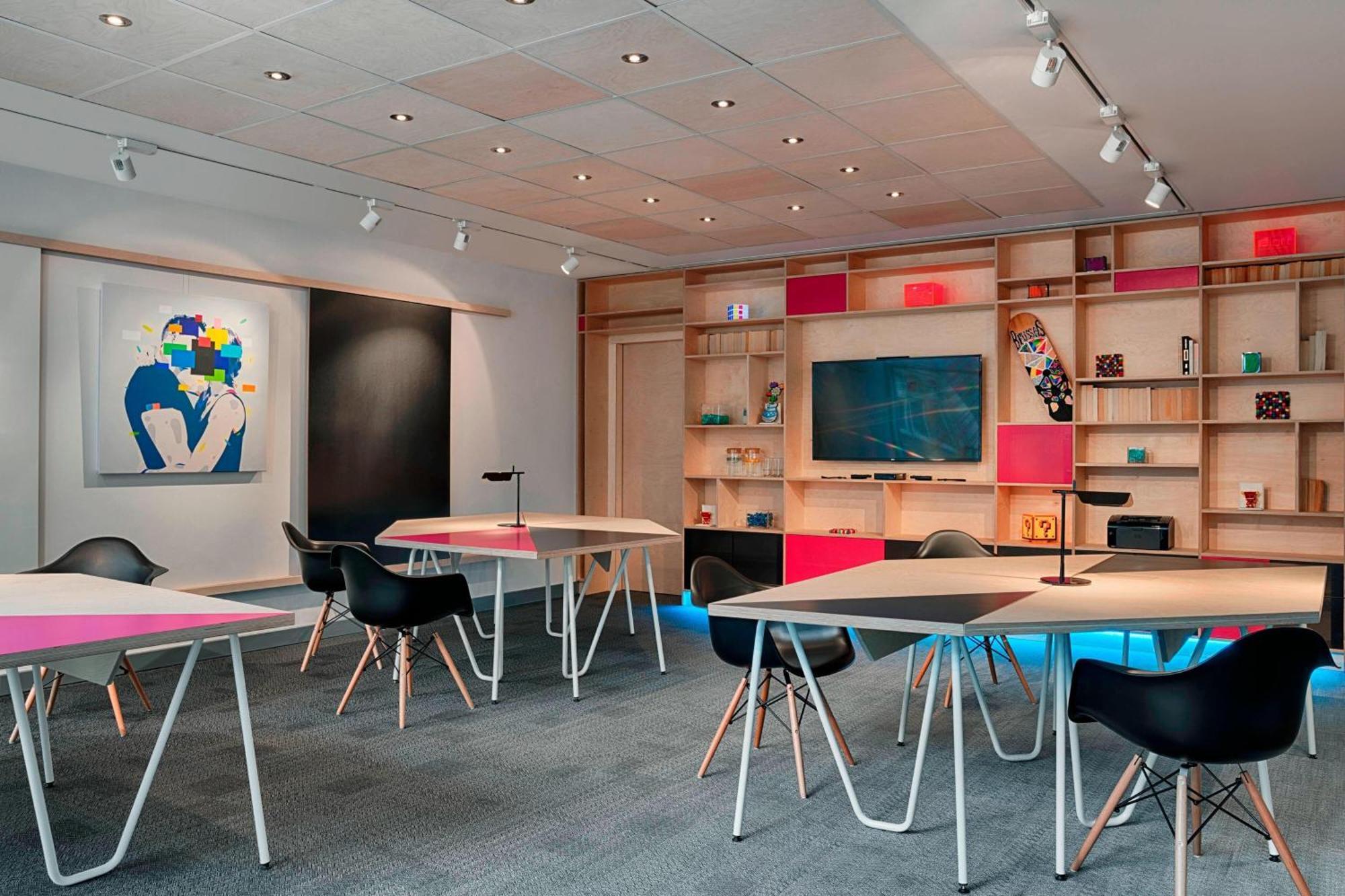 Aloft Schuman Brussels
