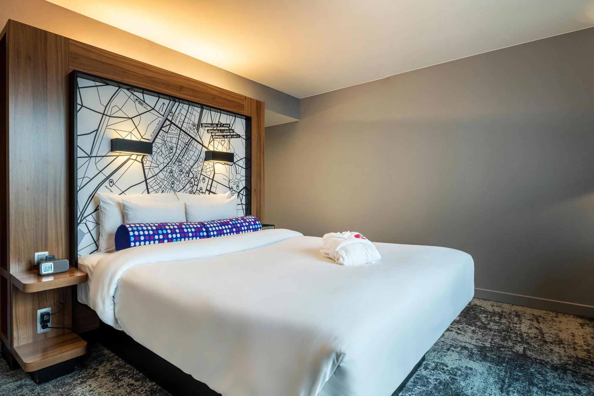 Aloft Schuman Khách sạn 3*