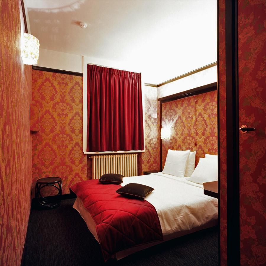 Hotel Latroupe Le Berger Saint-Gilles