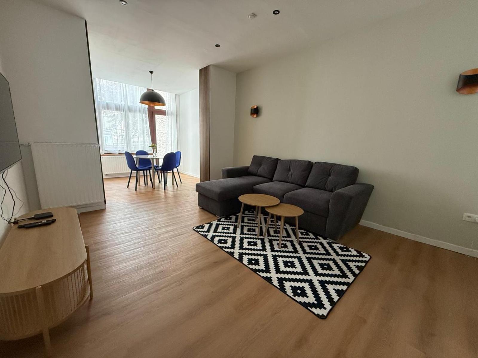 Apartment Le Goujons - New Near Midi Station *