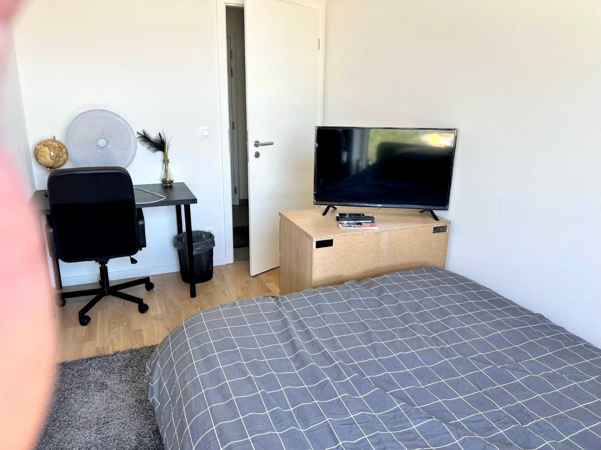 Family Friendly Close To The Atomium Apartment